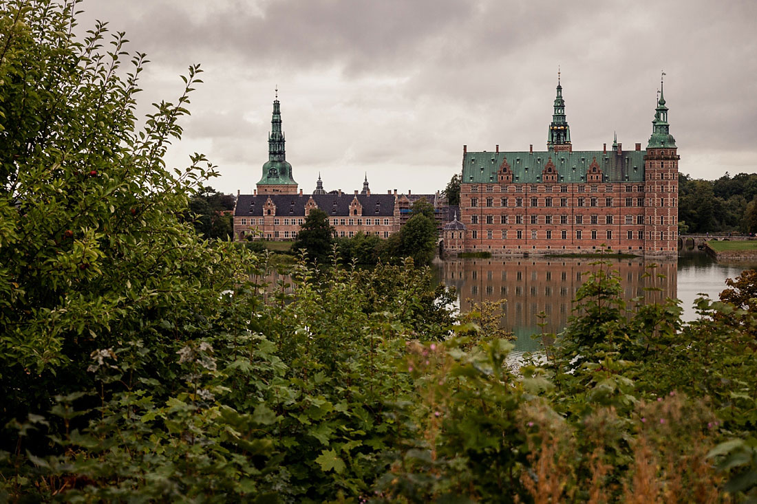 wedding at Slotssø Palæet, Copenhagen wedding photographer Natalia Cury