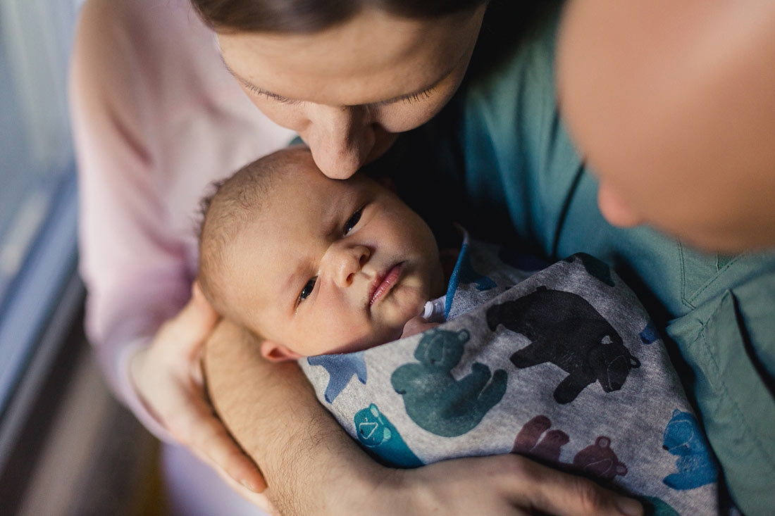 newborn photo shoot at Rigshospitalet in Copenhagen, photos by Natalia Cury family photographer