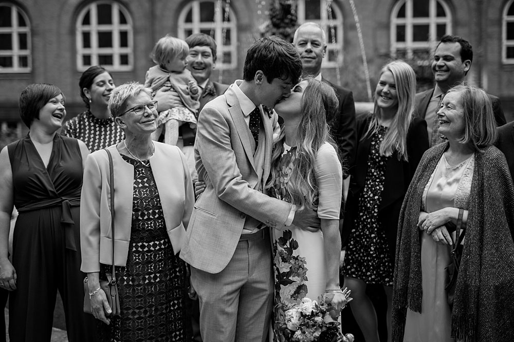 civil wedding at Copenhagen City Hall, photos by wedding photographer Natalia Cury