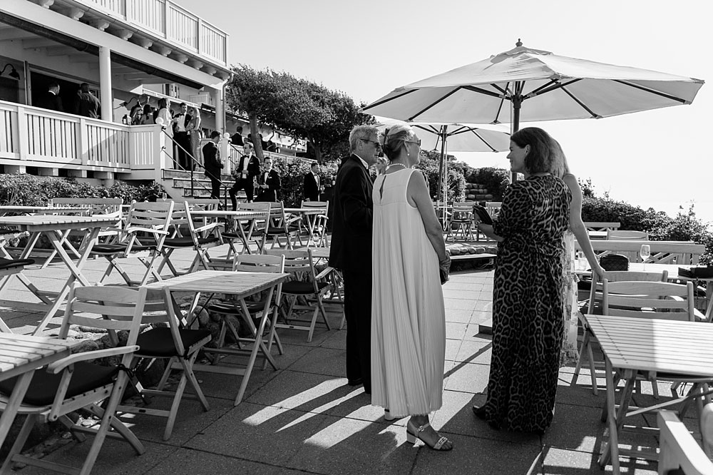 guests at wedding reception at Helenekilde Badehotel in Tisvildeleje