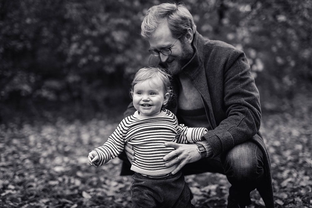 family photo shoot at Frederiksberg Have, photos by Natalia Cury Copenhagen family photographer