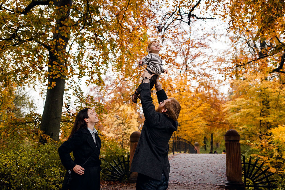 lifestyle family photo shoot in Copenhagen, photos by Natalia Cury family photographer