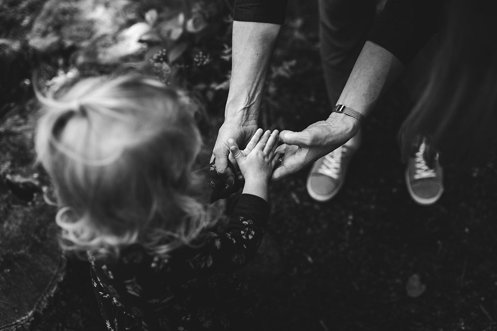 family photo session in Copenhagen, family portraits by Natalia Cury