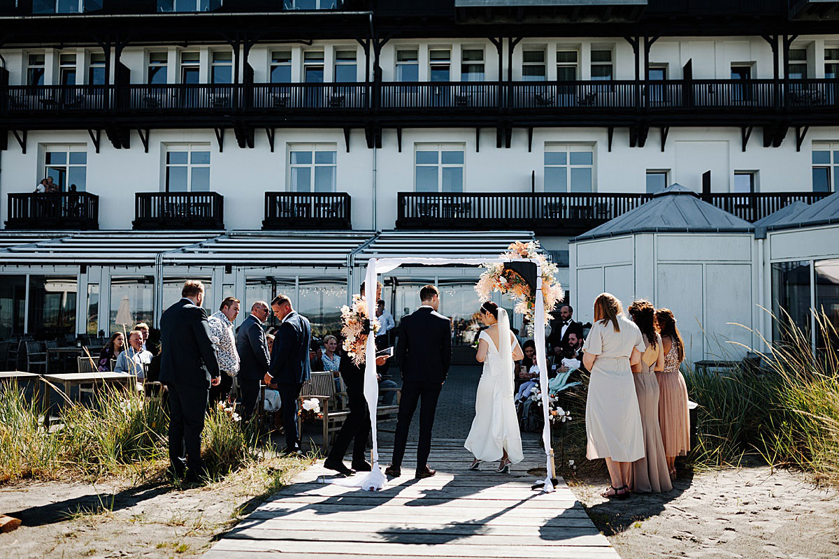 bryllupsfotograf København, bryllupsbilleder København, bryllup Marienlyst strandhotel